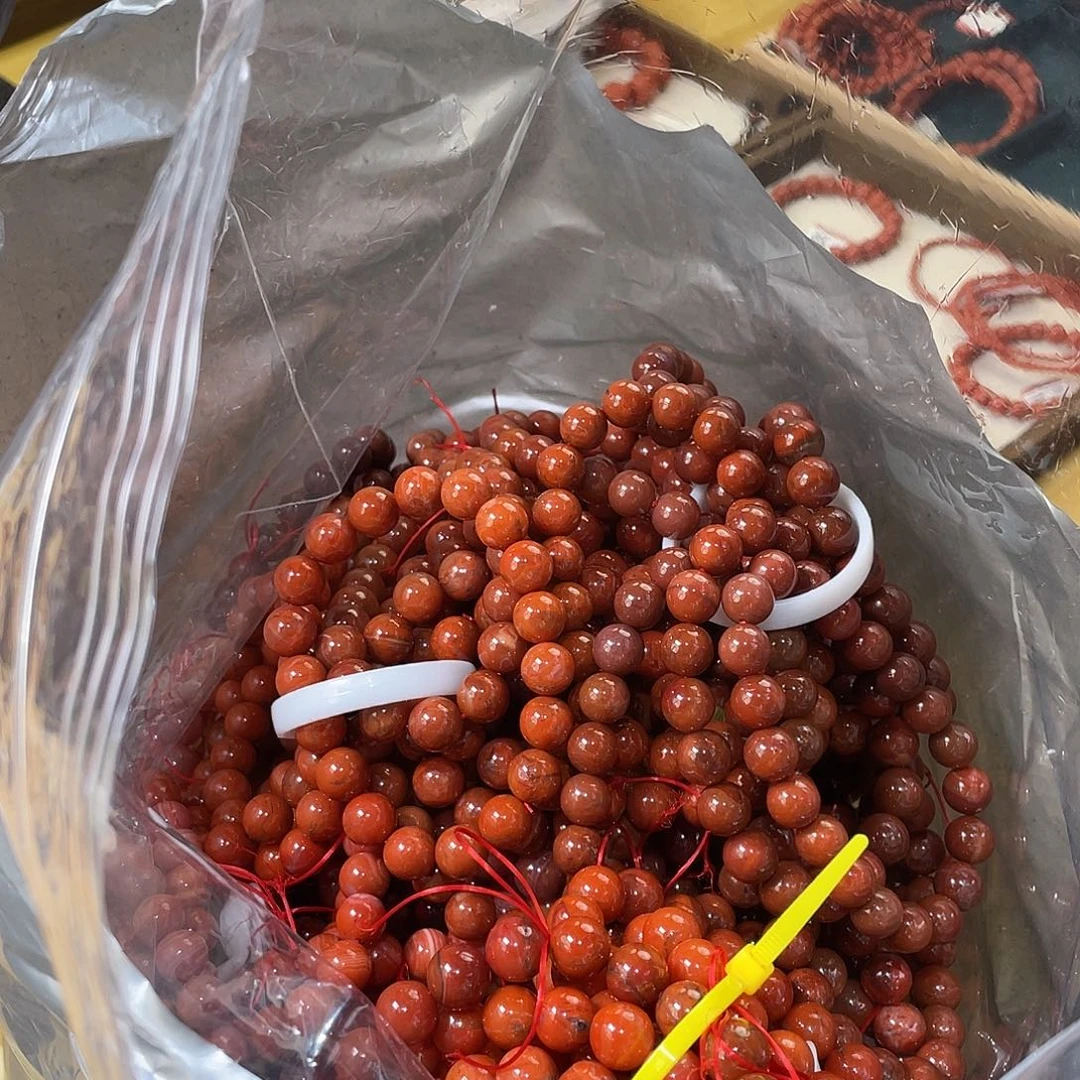 南红玛瑙未镶嵌手链