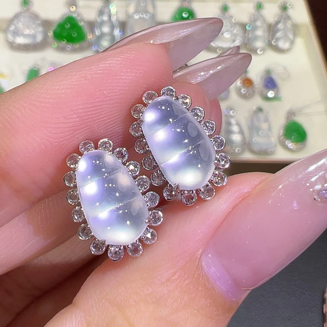 翡翠18K金镶嵌耳环翡翠