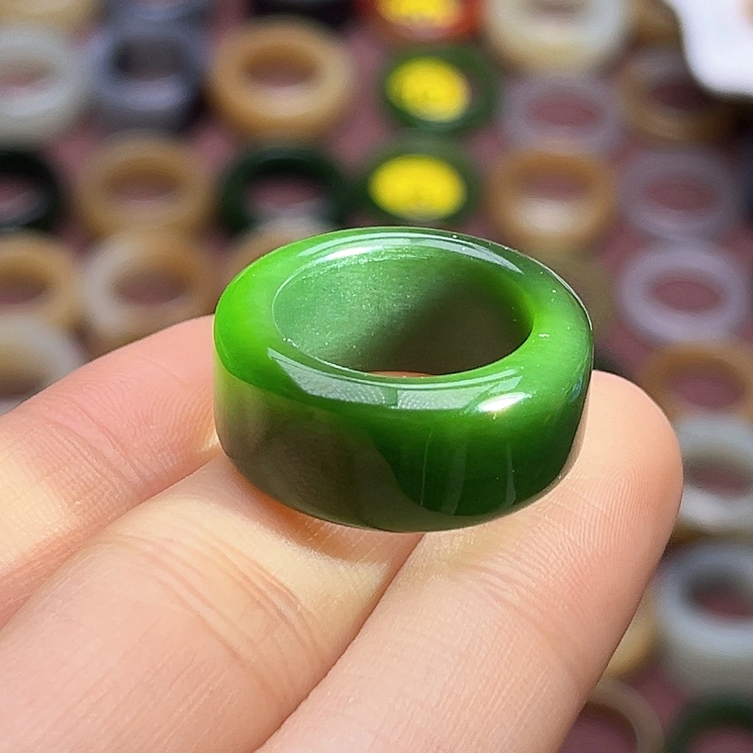 和田玉未镶嵌戒指