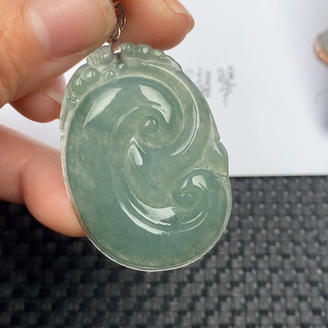 翡翠颈饰银S925镶嵌吊坠