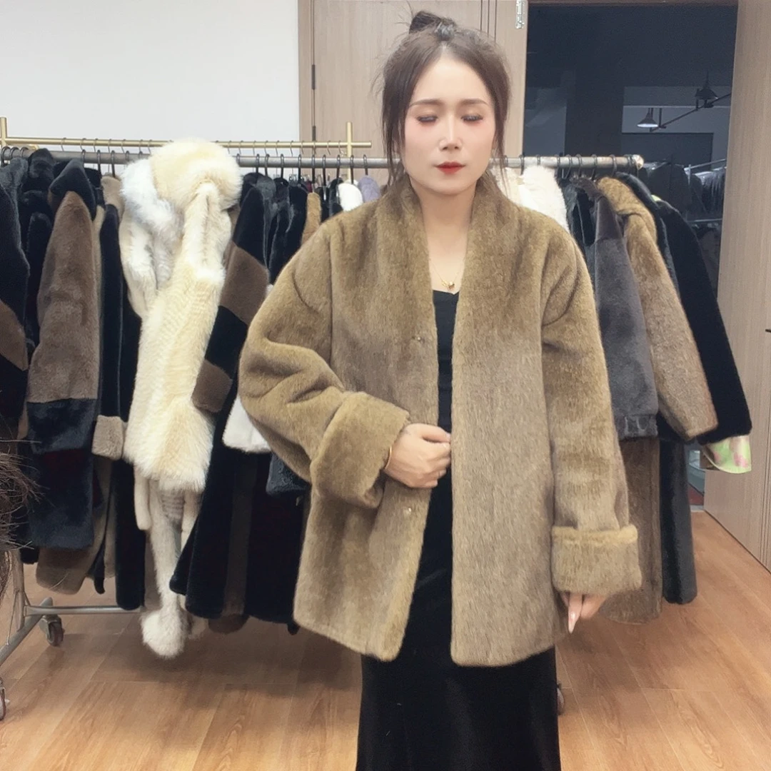 32号皮毛一体外套