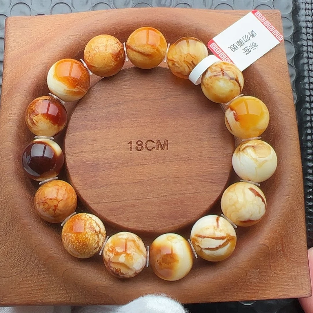 琥珀未镶嵌裸石13