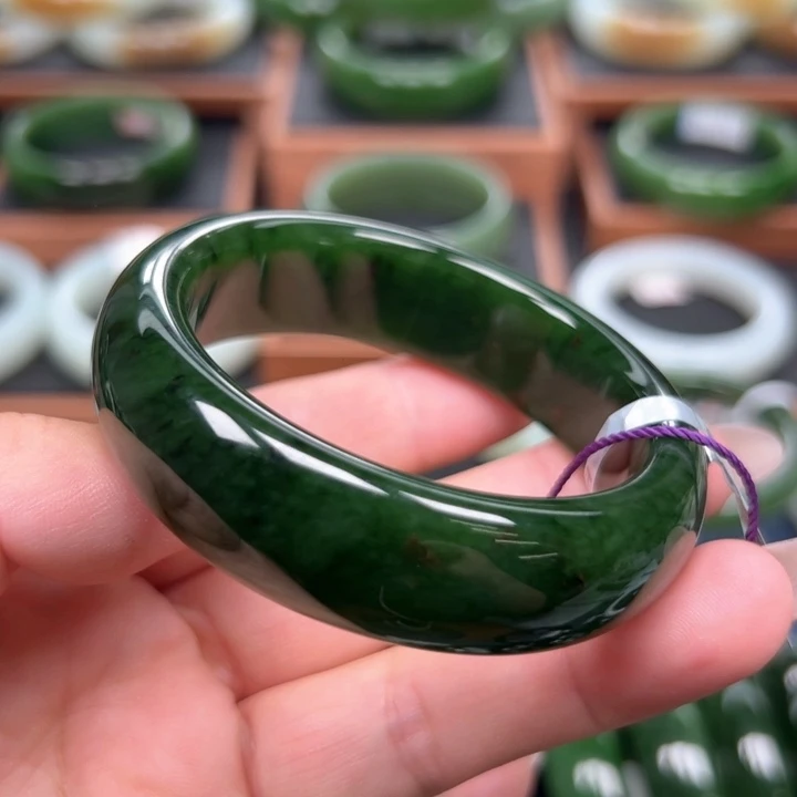 未镶嵌手镯和田玉（碧玉）5354圈口