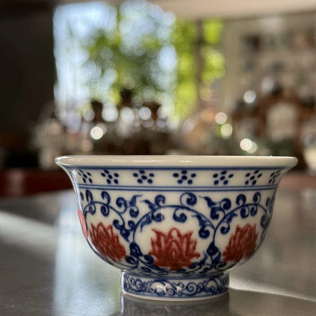 青花釉里红压手杯