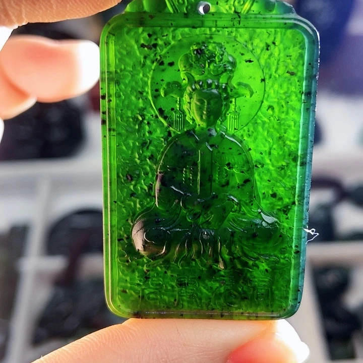 蛇纹石玉未镶嵌挂件