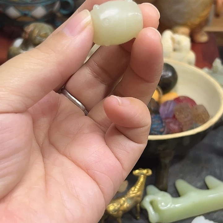 摆件陶瓷制品和各种材料