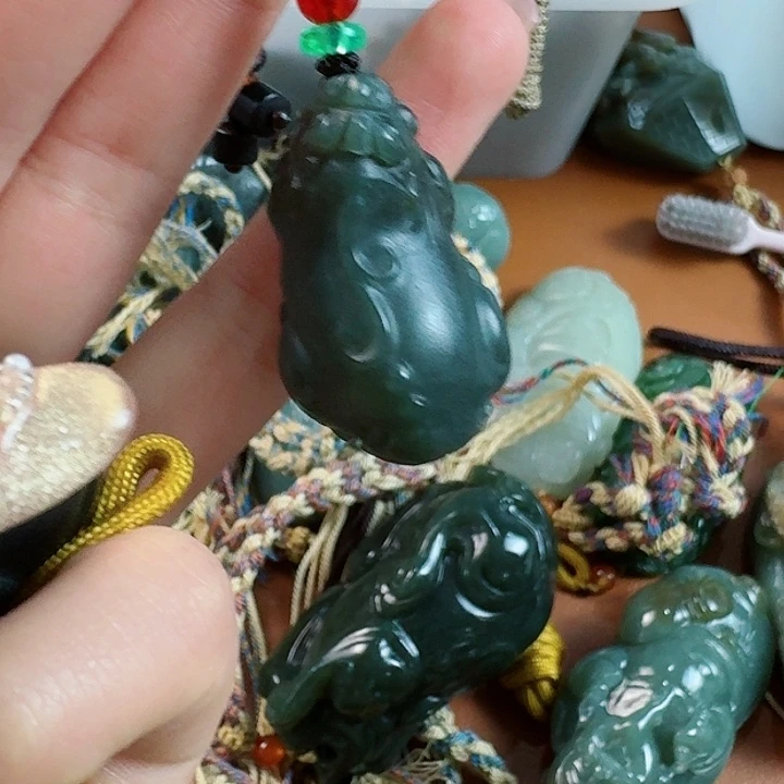 和田玉挂件未镶嵌