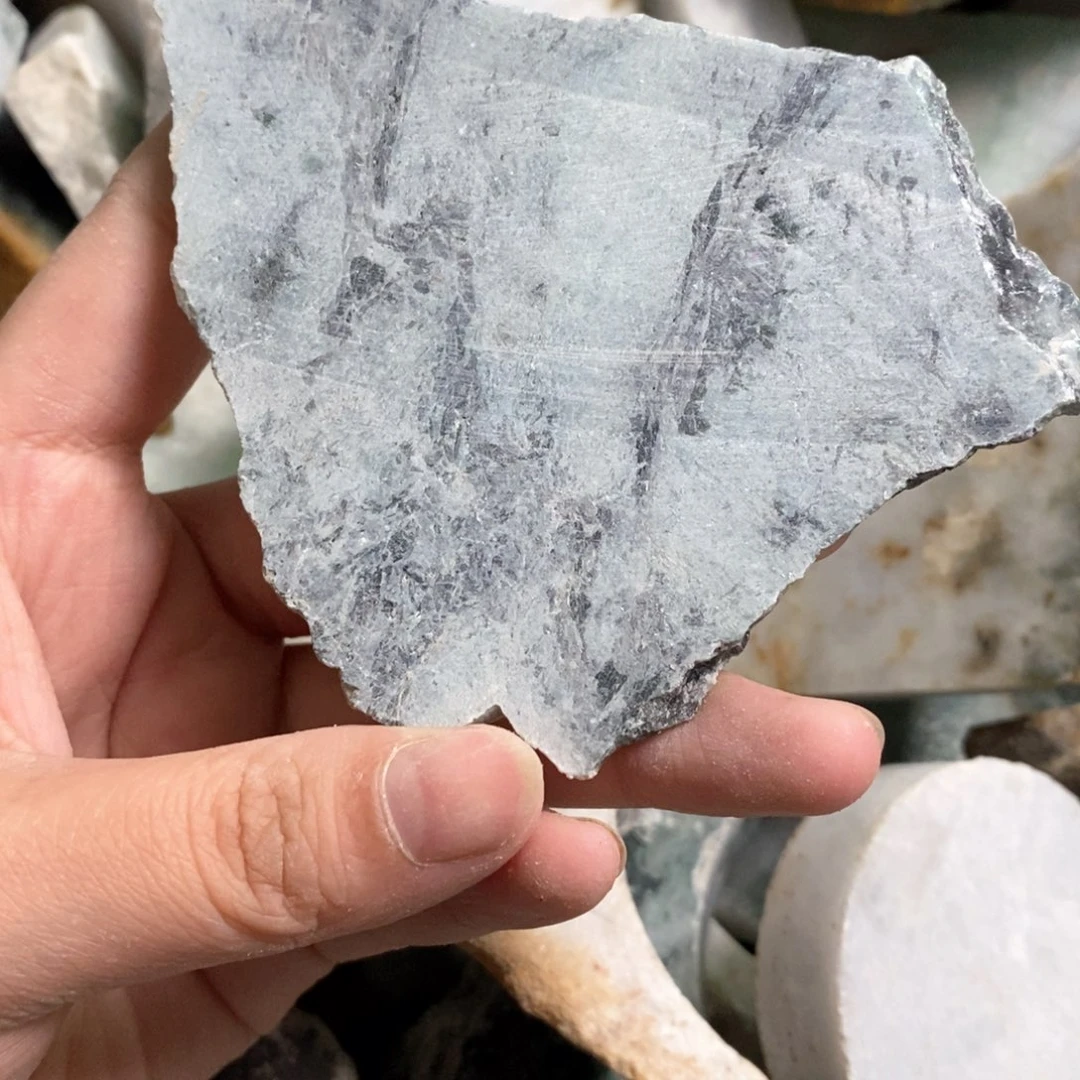 翡翠未镶嵌颈饰天然翡翠