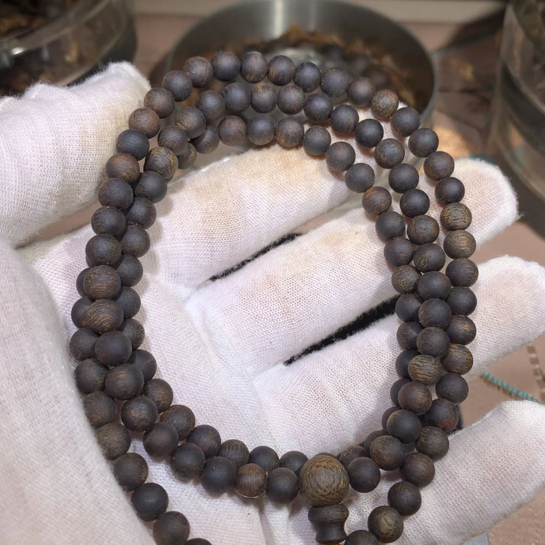 沉香手串俩**清绿棋楠沉香06多圈