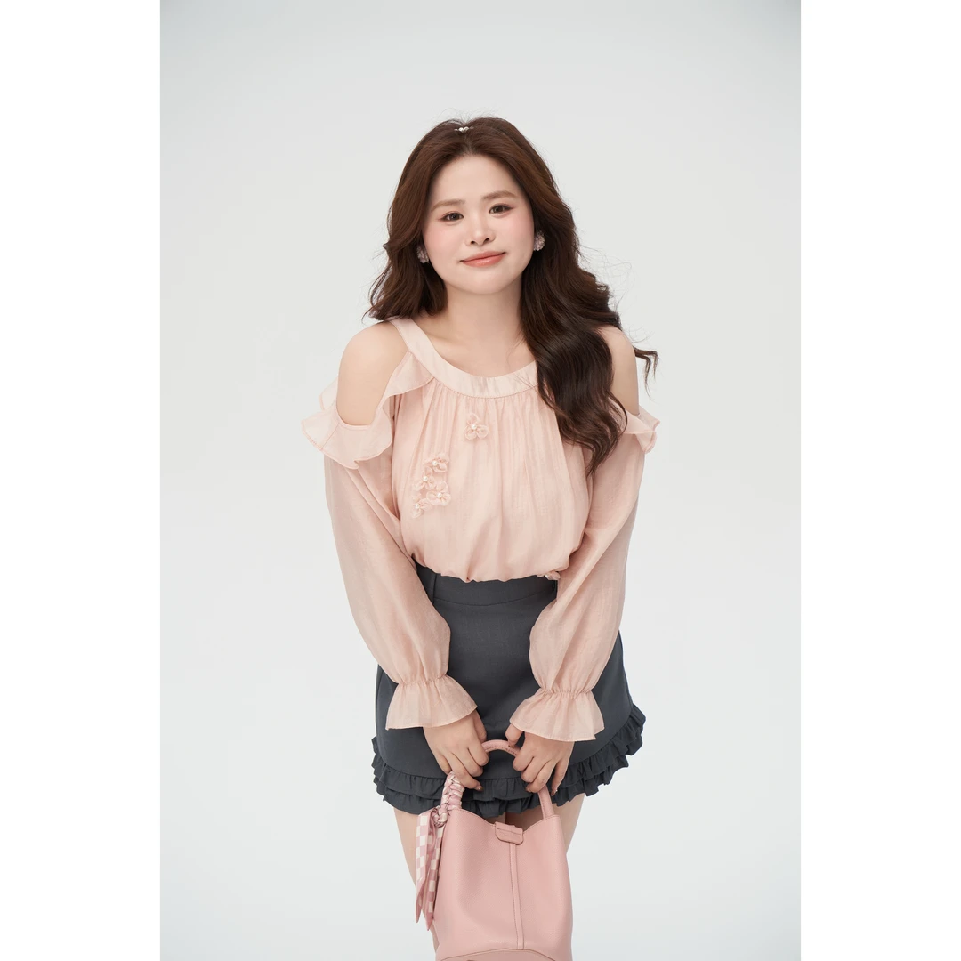 【粉樱仙茶】大头婷微胖定制春季衬衫立体花朵露肩长袖上衣