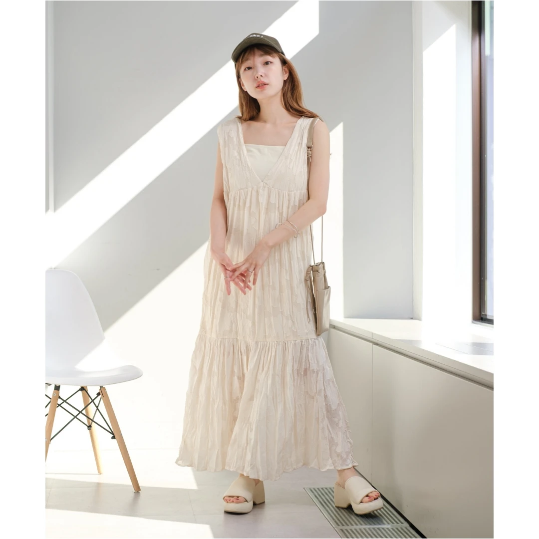 【DD外贸】夏季新款 K 百搭气质褶皱提花蕾丝无袖纯色连衣裙显瘦