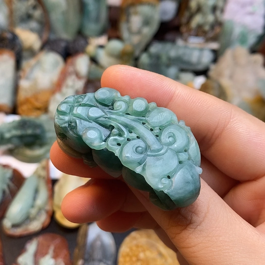 定制翡翠未镶嵌特色6