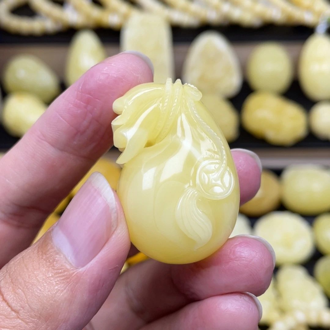 琥珀未镶嵌裸石琥珀蜜蜡