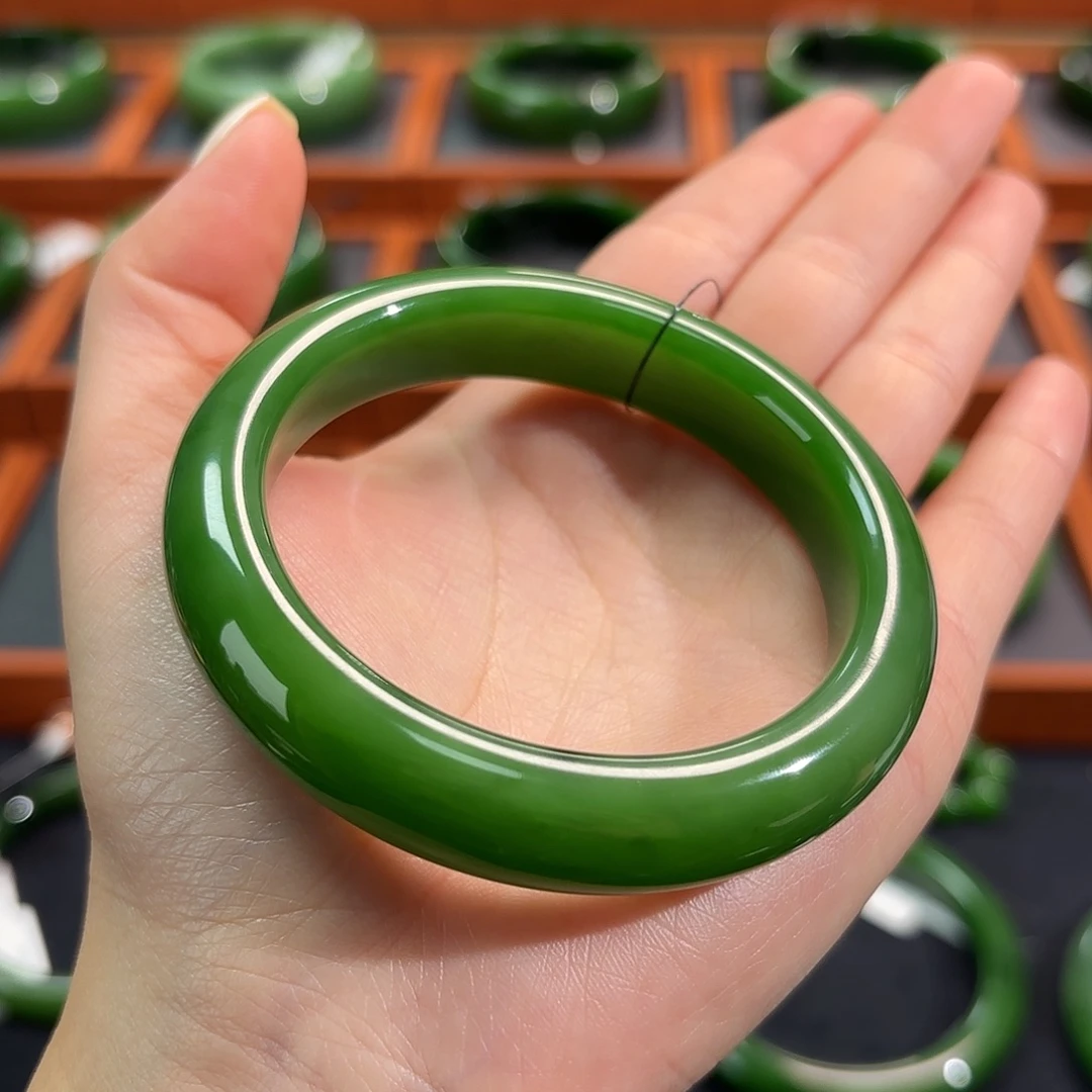 和田玉（碧玉）未镶嵌手镯果阳绿/正装