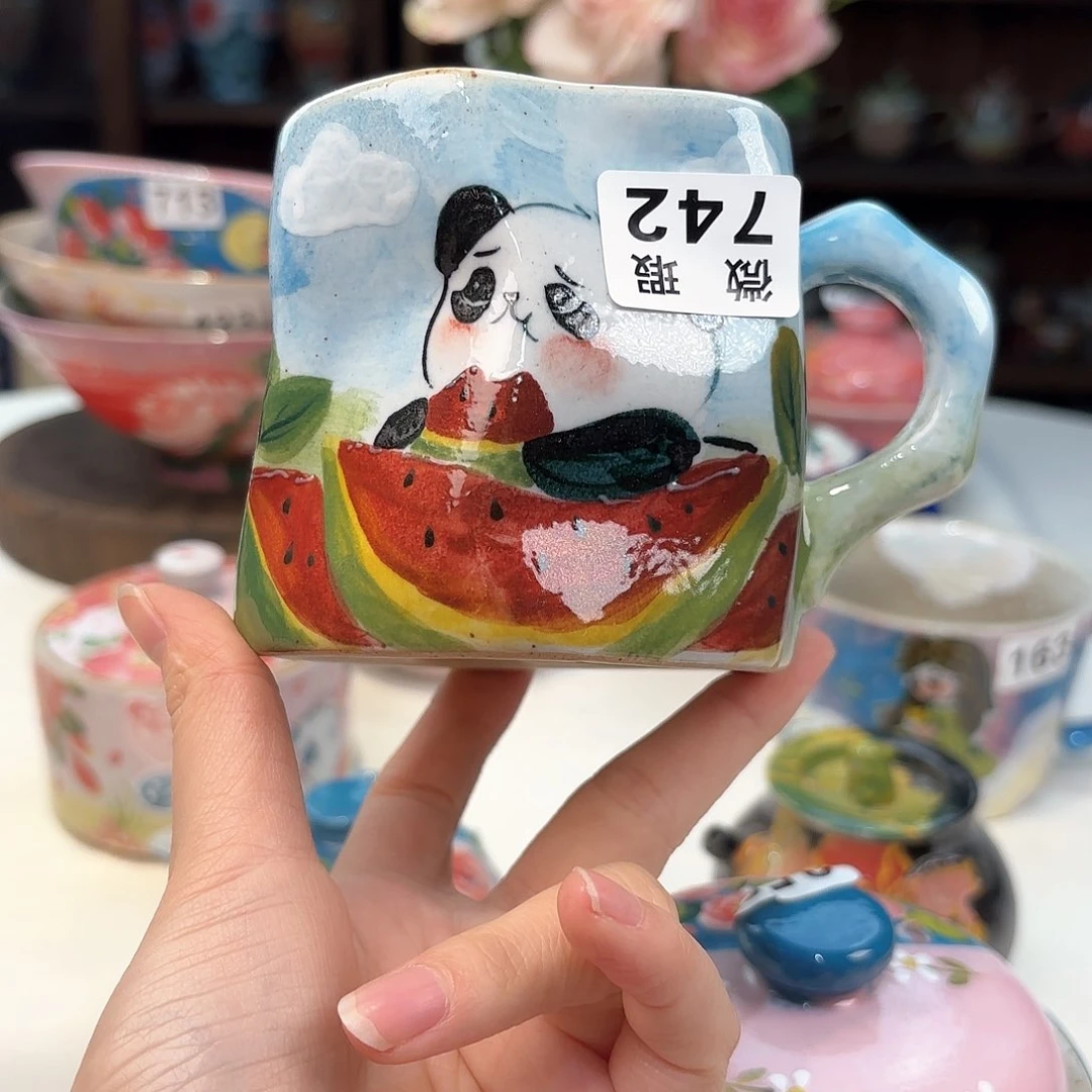 瓷片兔兔好可爱啊我