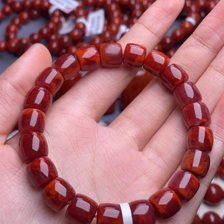 南红玛瑙未镶嵌其他10mm高品瓦西牛血红妖火焰直切手串