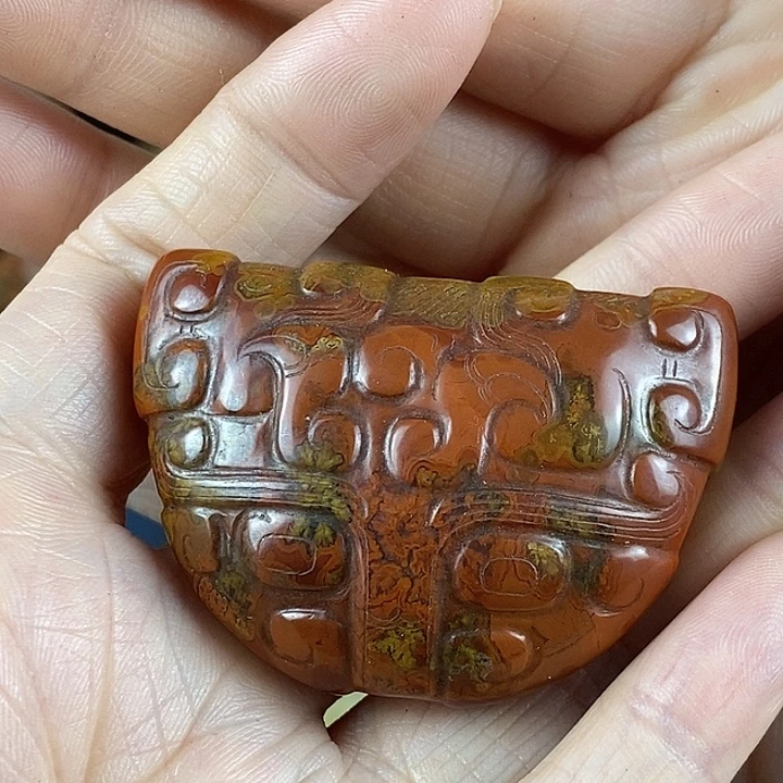 舍***得玛瑙/玉髓未镶嵌车挂