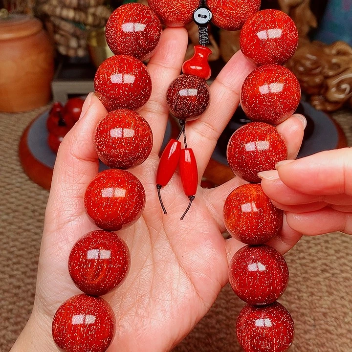 檀香紫檀（小叶紫檀）桃2.5红手持