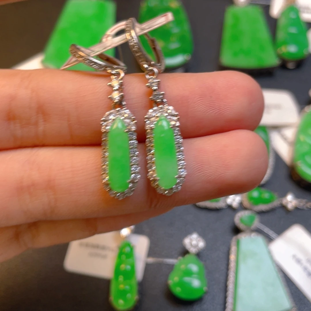 翡翠银S925镶嵌颈饰