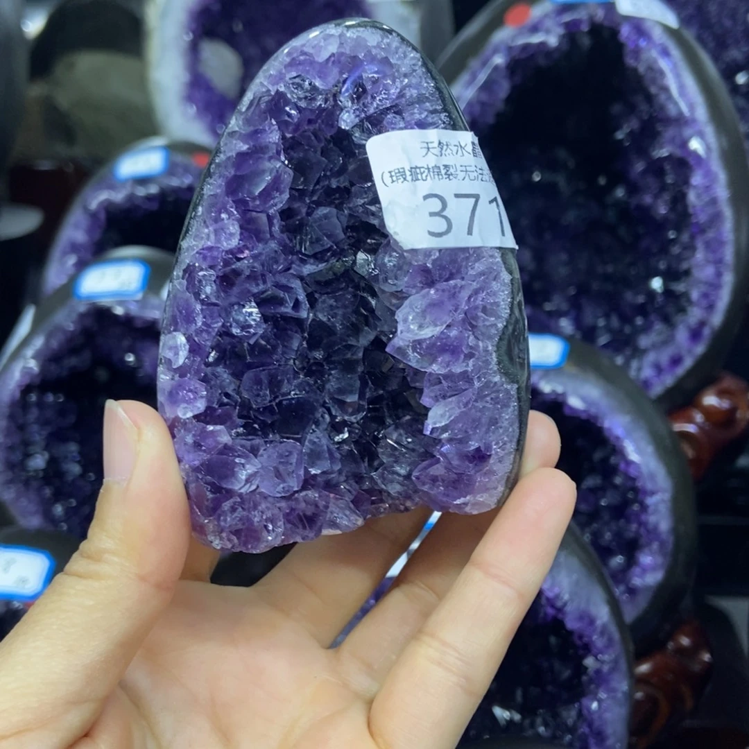 未镶嵌紫晶大型摆件（非配饰）潘