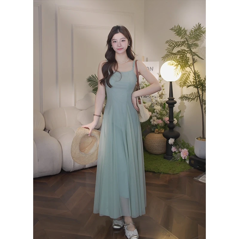 【粉丝福利】鹿向南「绿光森林」浅绿连衣裙2025夏新款DYL661772