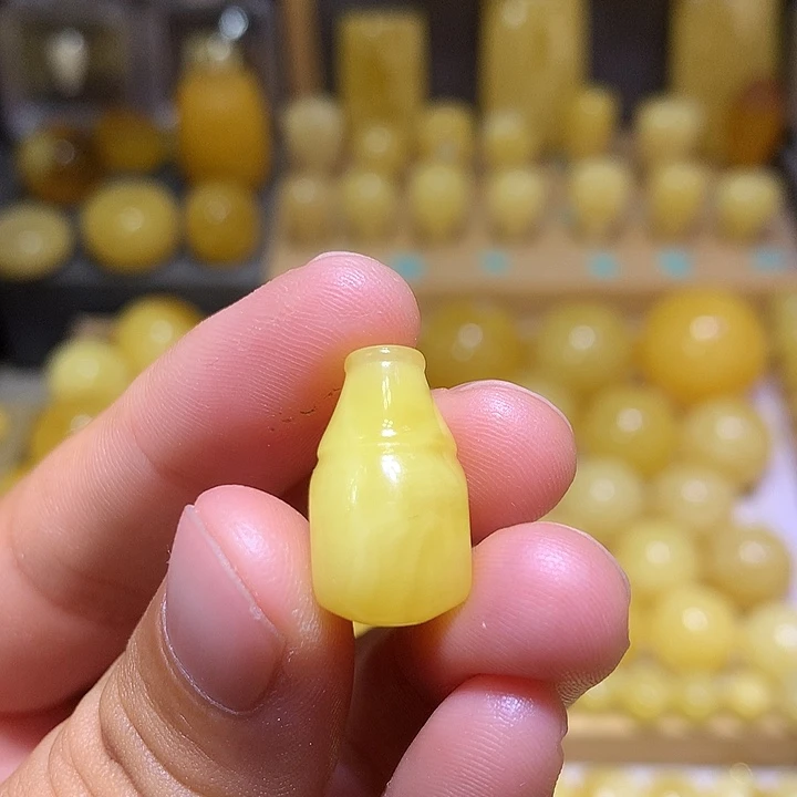 裸石蜜蜡未镶嵌天然俄料黄白花蜜蜡三通11