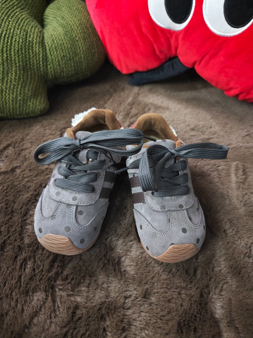 女童运动鞋2025新款冬季休闲鞋鞋时尚软底加绒女童鞋5DGES015