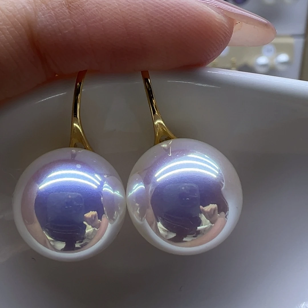 淡水珍珠18K金镶嵌耳饰