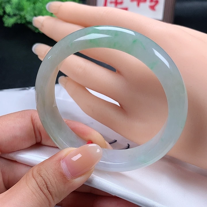 未镶嵌手镯翡翠176