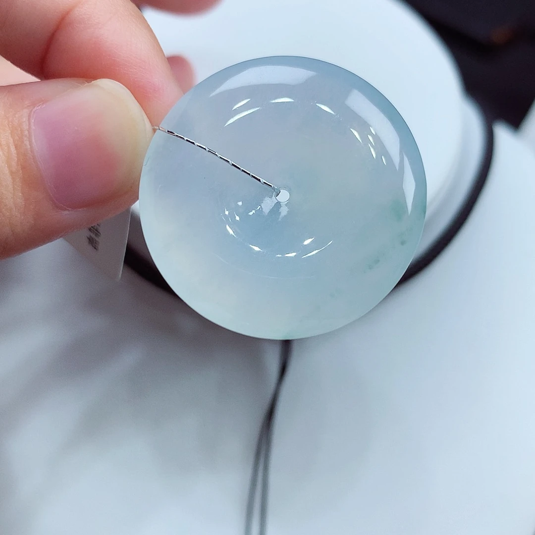 翡翠未镶嵌颈饰翡翠21，29.7/5.6