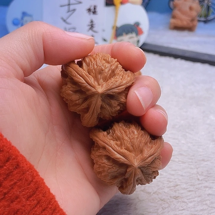 吊坠文玩核桃冷*三棱