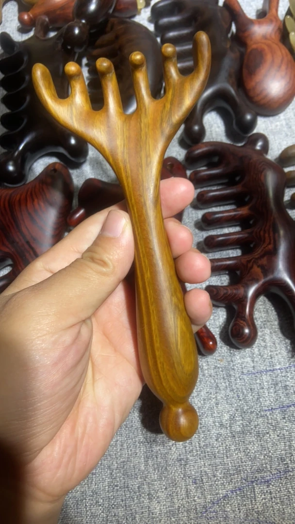 按摩梳通用按摩器便携防静电宽齿梳头疏通檀木多功能木五齿梳子