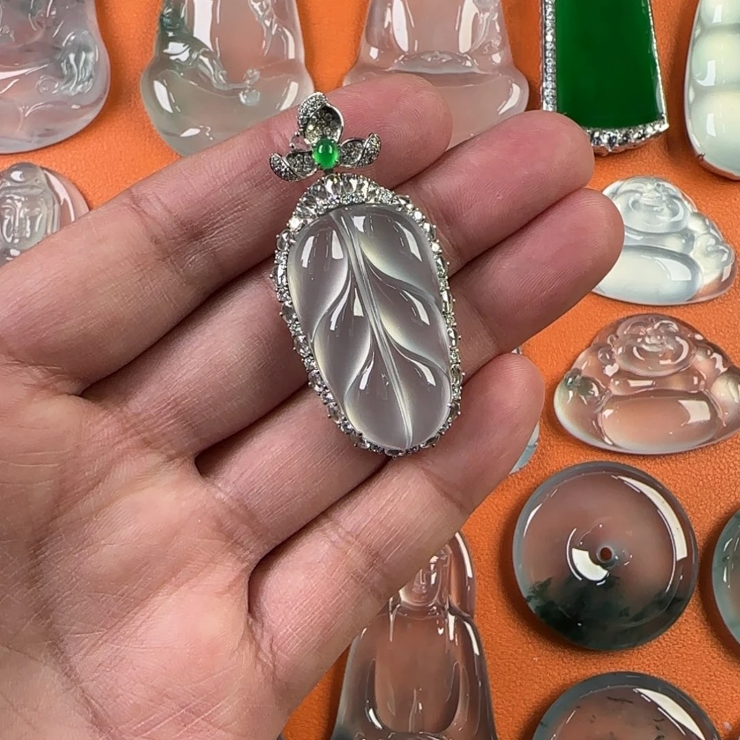 定制翡翠未镶嵌天然