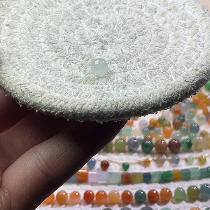 翡翠散珠未镶嵌定制翡翠卡7.2