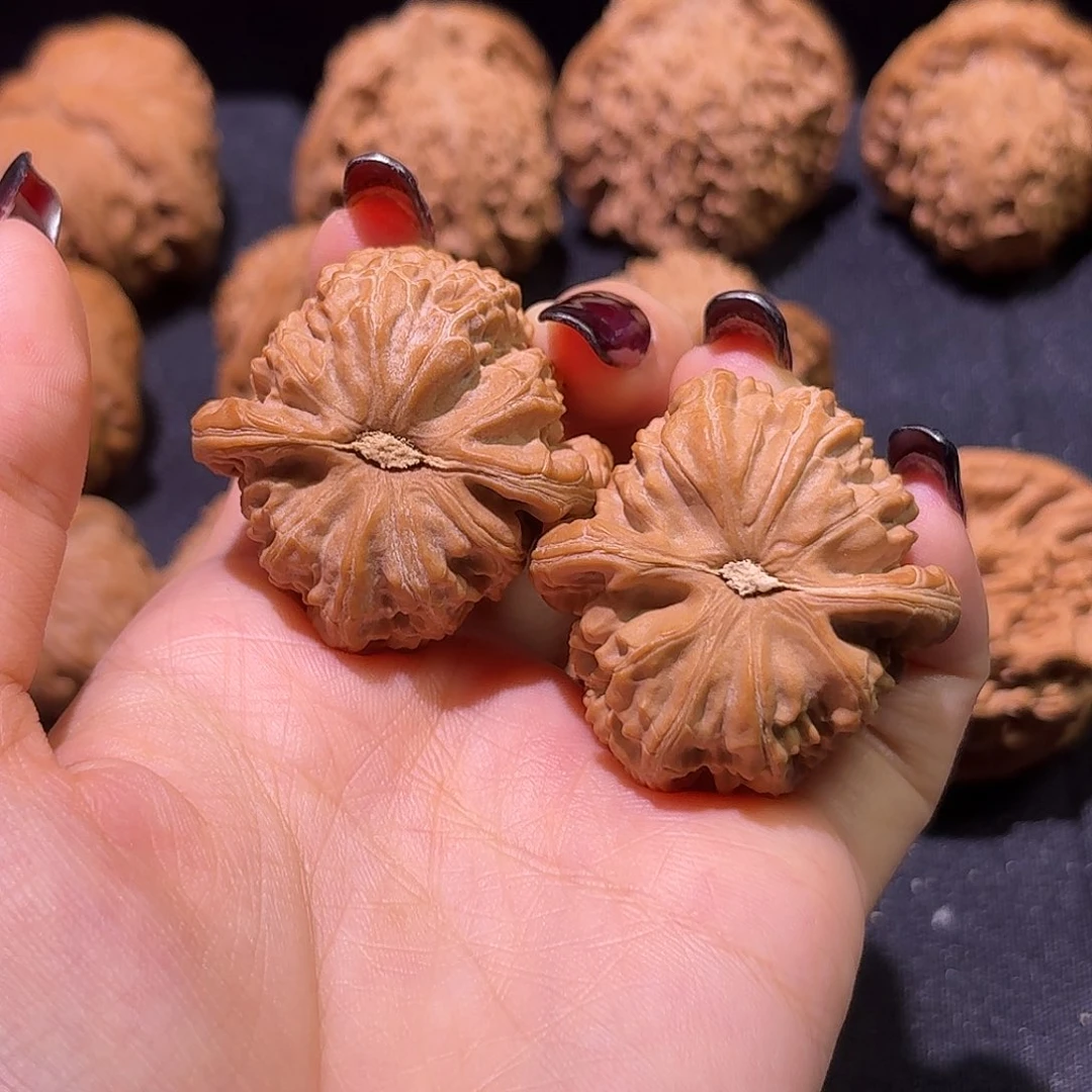 小***雄37三角白福利核桃