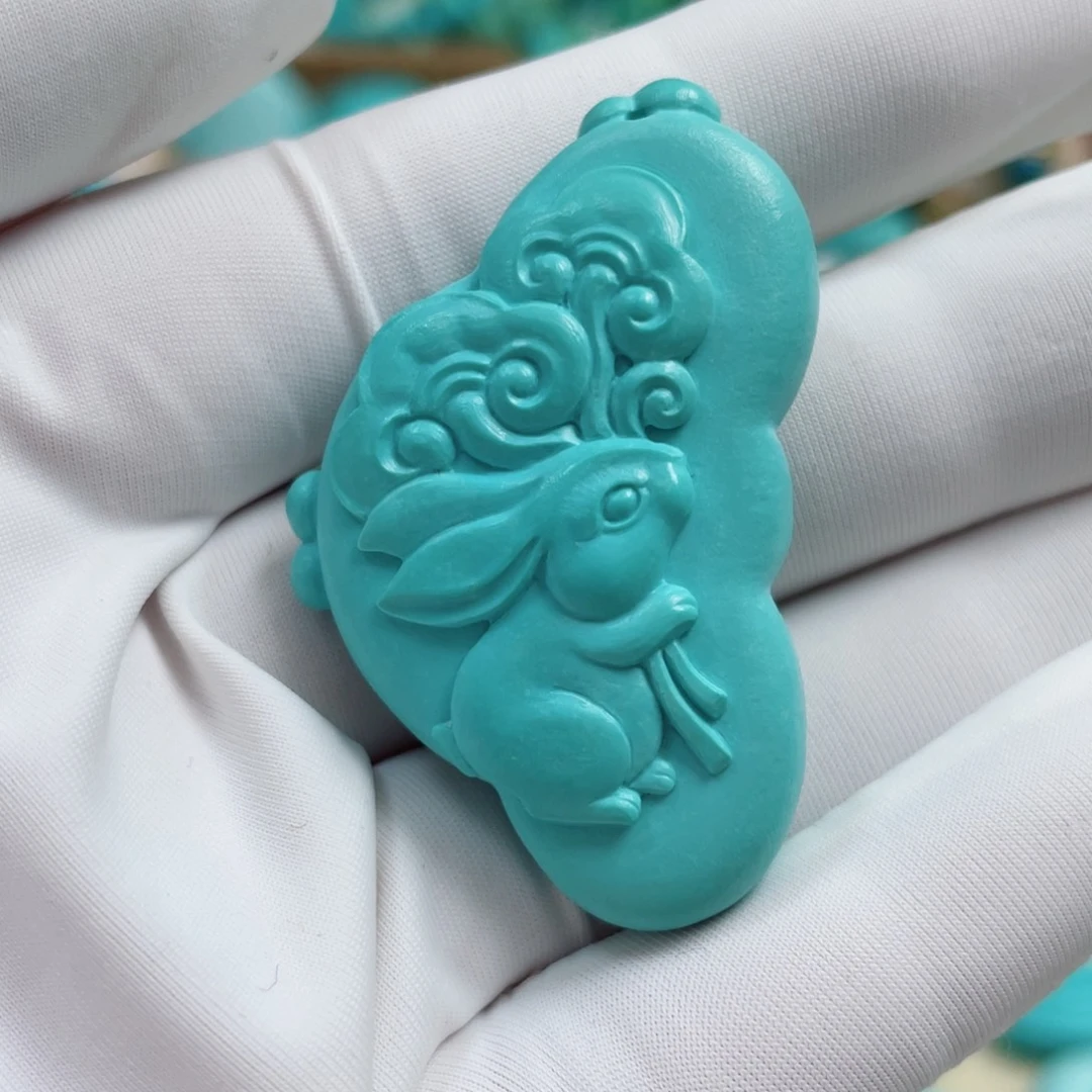 绿松石未镶嵌珠宝奇石