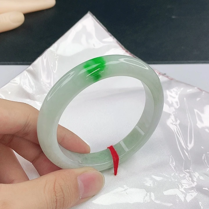 翡翠未镶嵌手镯圈59。00064
