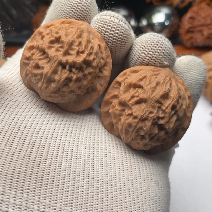 【闪购商品】文玩核桃把件瑄*506瓷娃娃