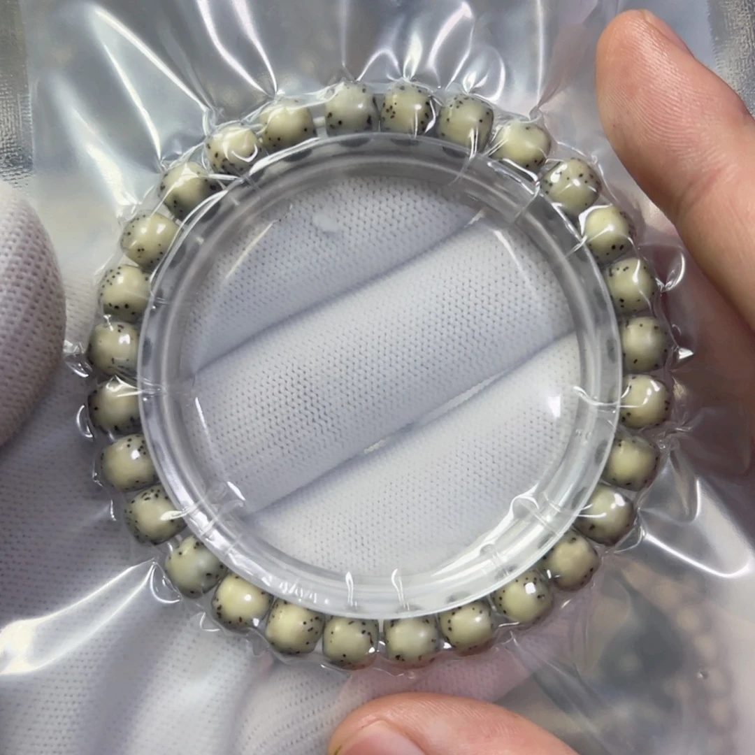 星月菩提手串87绿背河豚a25