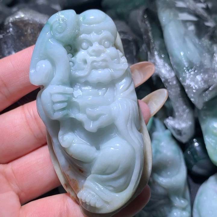 翡翠未镶嵌颈饰保真天然A货翡翠