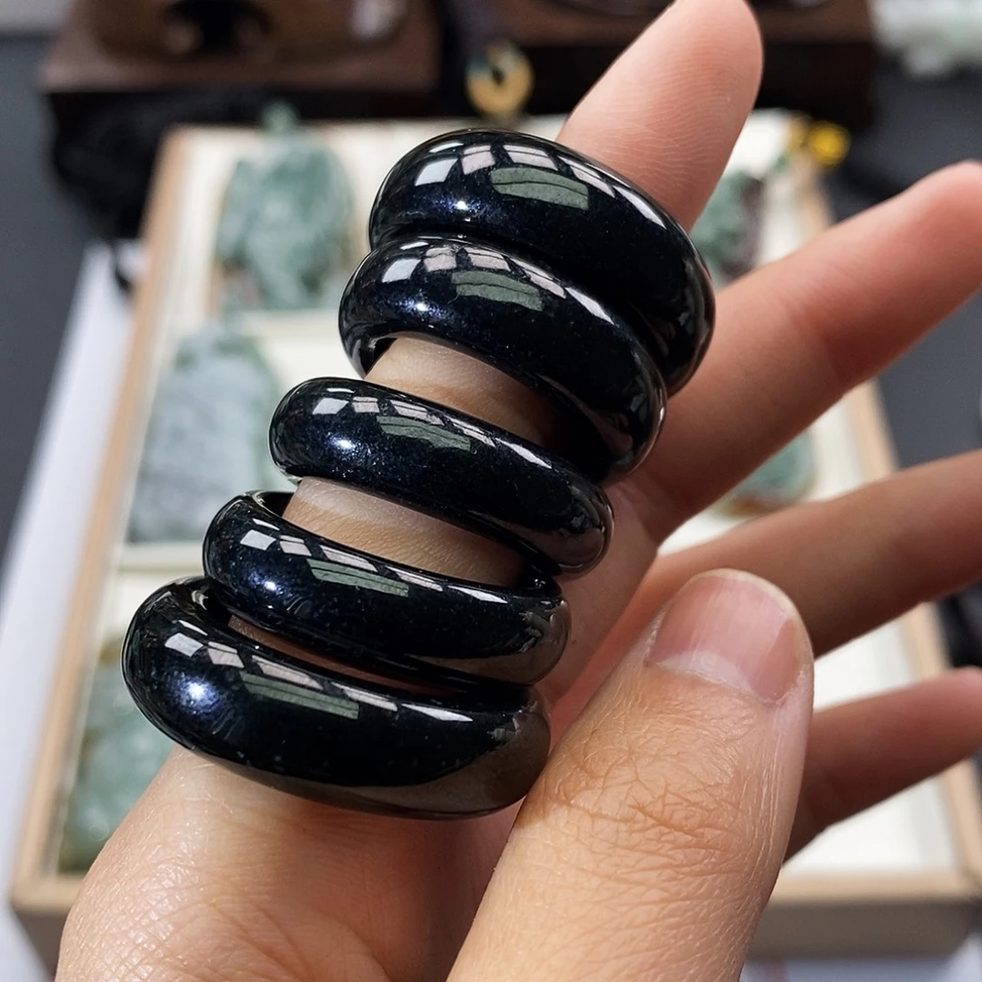 翡翠未镶嵌颈饰缅甸翡翠a货  墨翠戒圈随机发一个不挑圈口