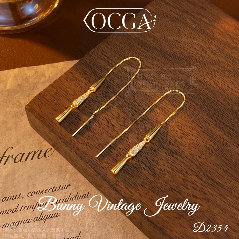 D2354 法【迷人雪季】秋冬OCGA 欧斯伽斯 耳线