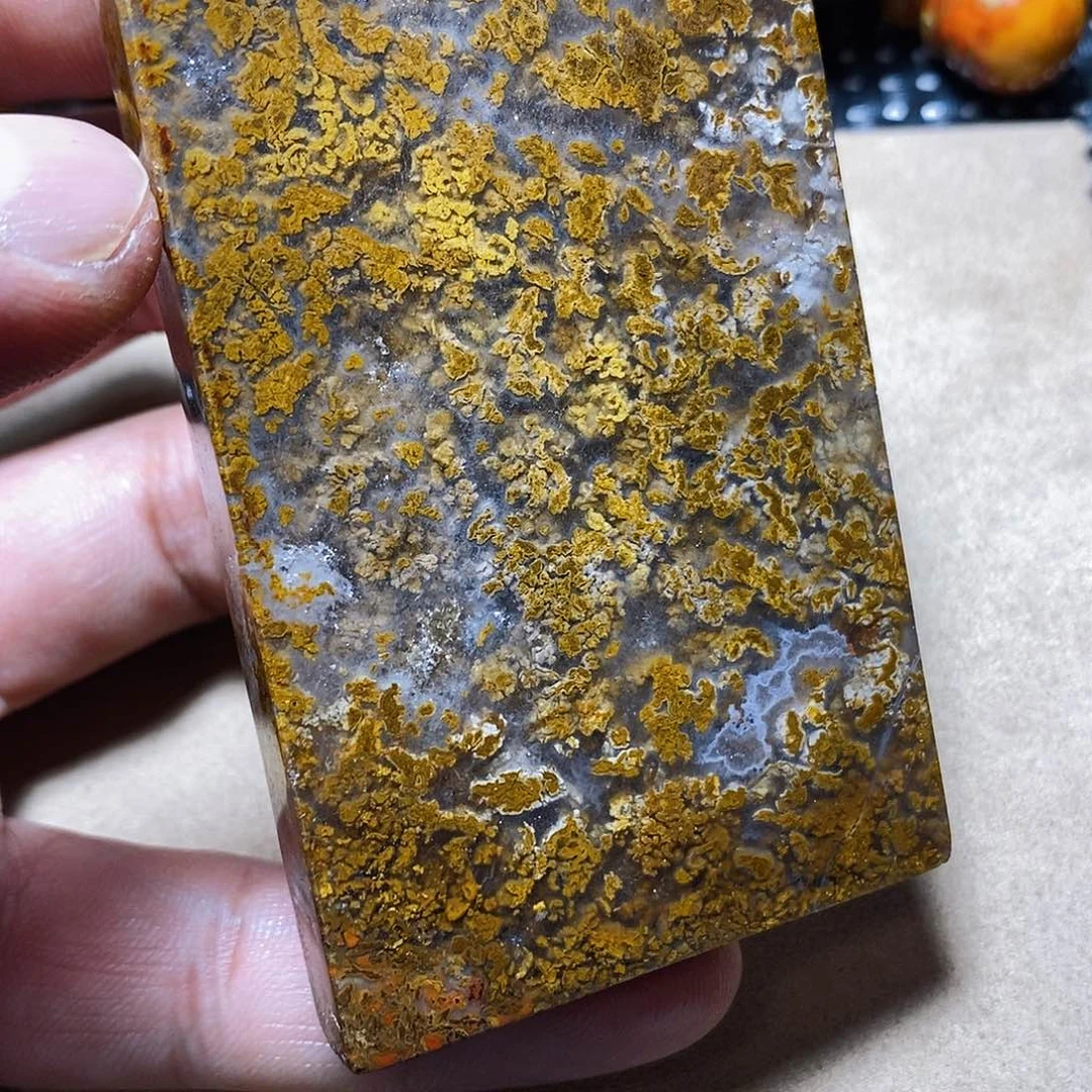 玛瑙/玉髓颈饰未镶嵌野**光