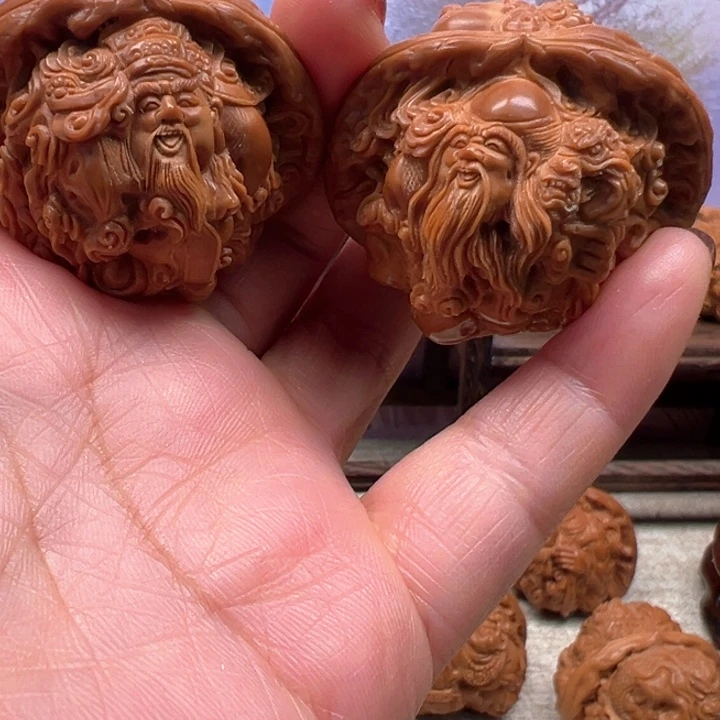 周***亢把件核桃白狮子福禄寿喜