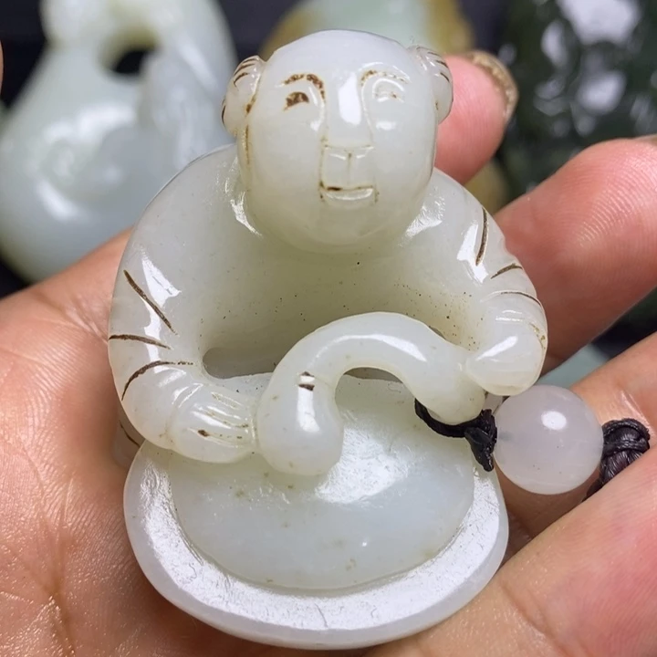 和田玉未镶嵌颈饰