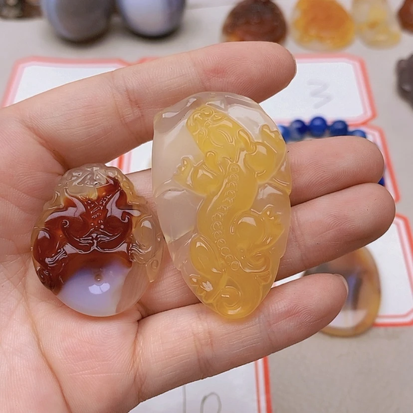 【闪购商品】玛瑙/玉髓未镶嵌珠宝半成品追*