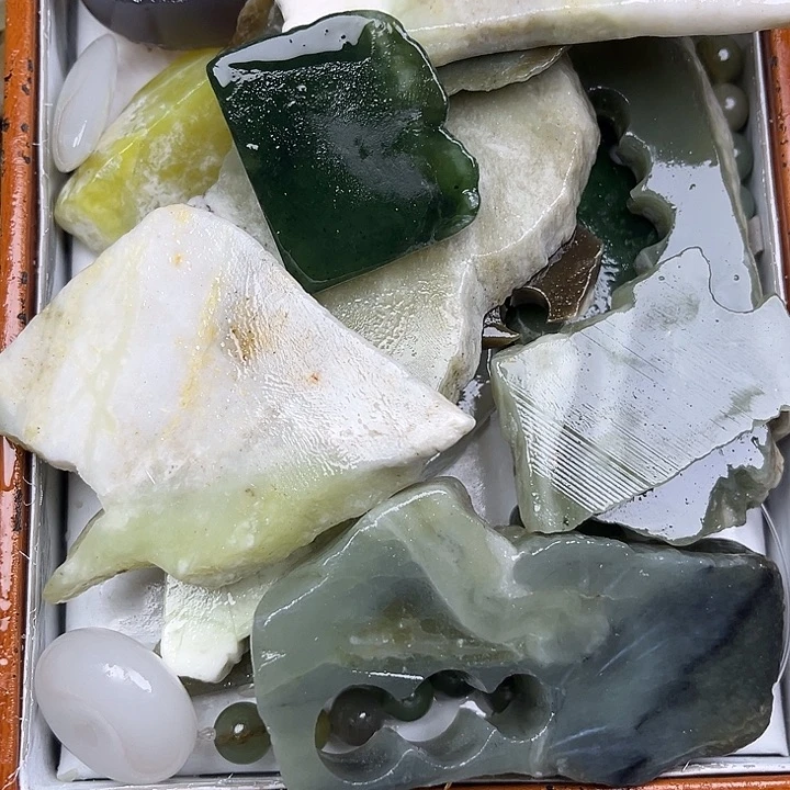 未镶嵌和田玉珠宝奇石小**太