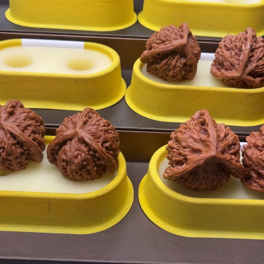 文玩核桃把件【****】红三菱