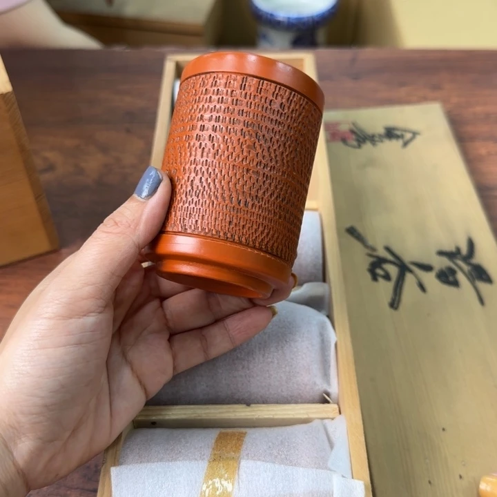 一个瓷器哈哈哈哈哈