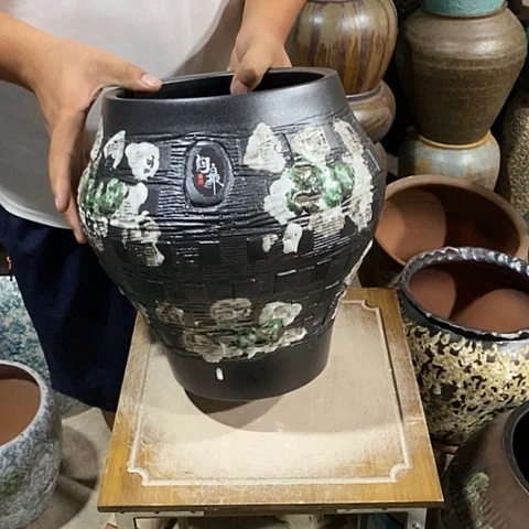 紫砂花盆口20高度29黑白88808